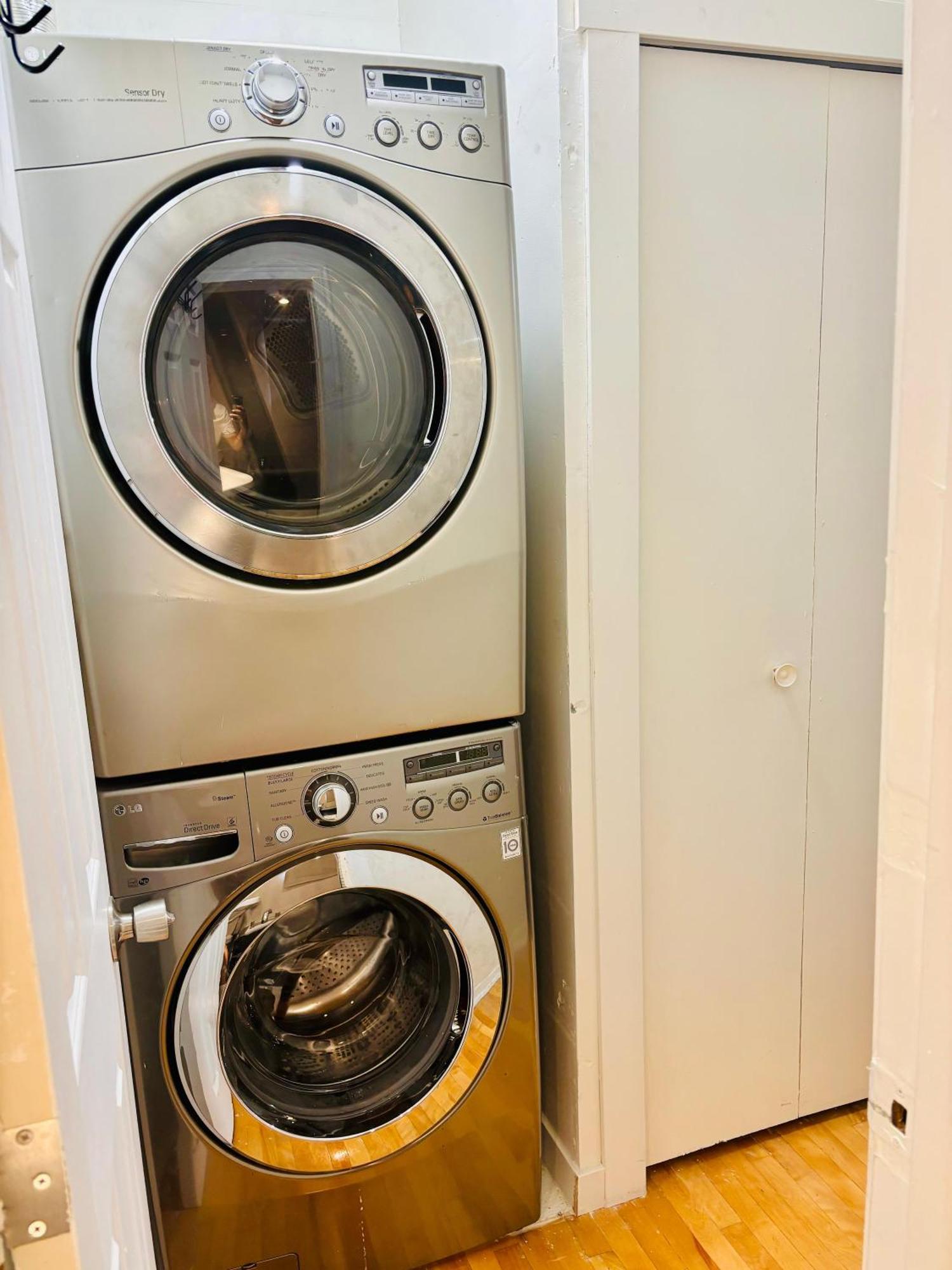 Ultimate Family And Group Destination - Free Parking - 14 Sleeps Apartamento Montreal