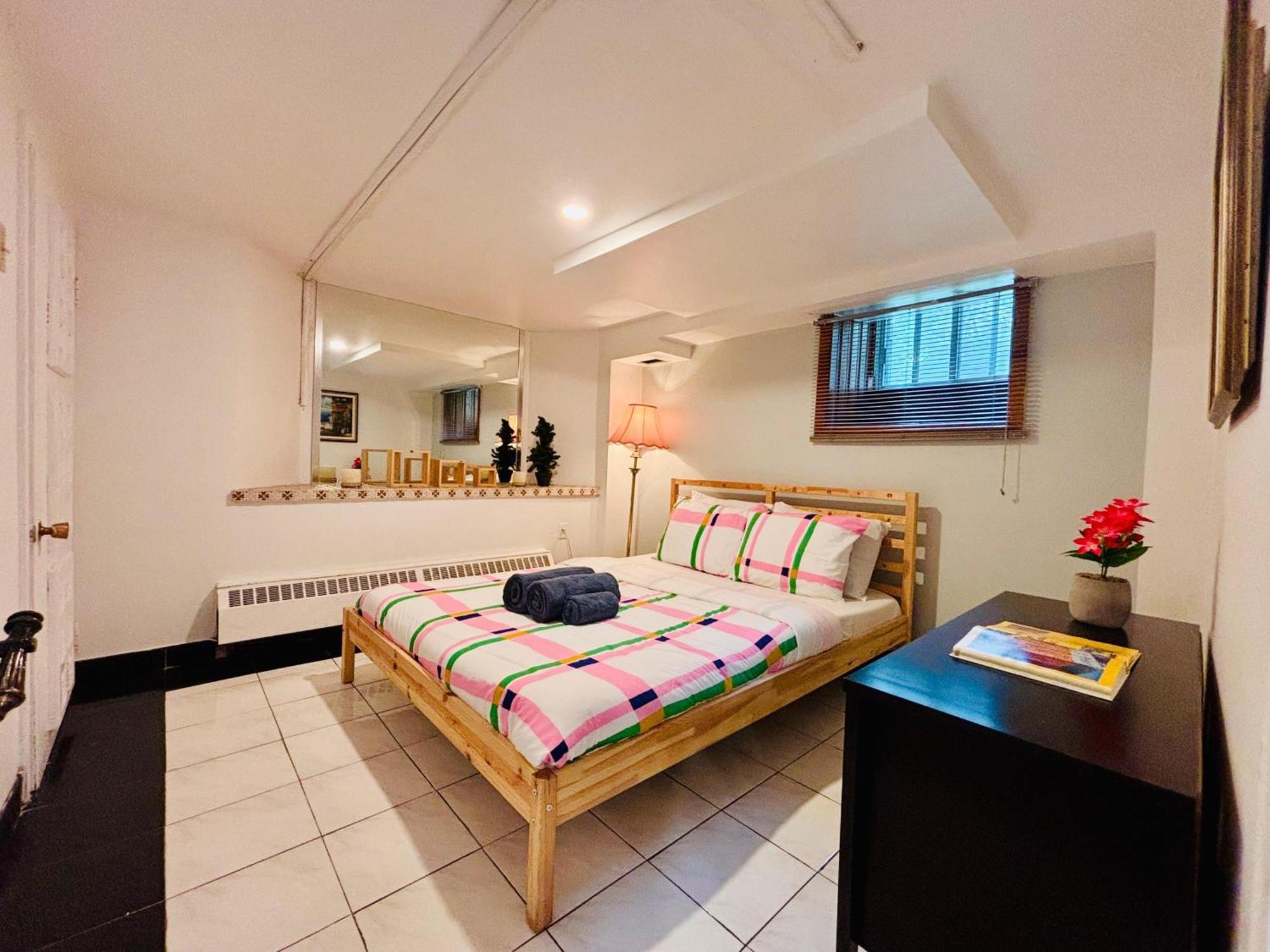 Ultimate Family And Group Destination - Free Parking - 14 Sleeps *